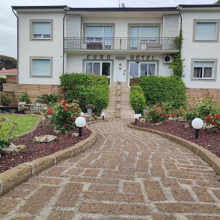 Euro Hotel Tirrenia Buitenkant foto